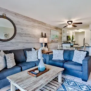 Tradewinds Apartment