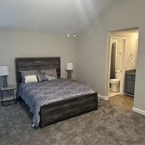 2 Bedroom Loft 10 Min From Downtown Nashville
